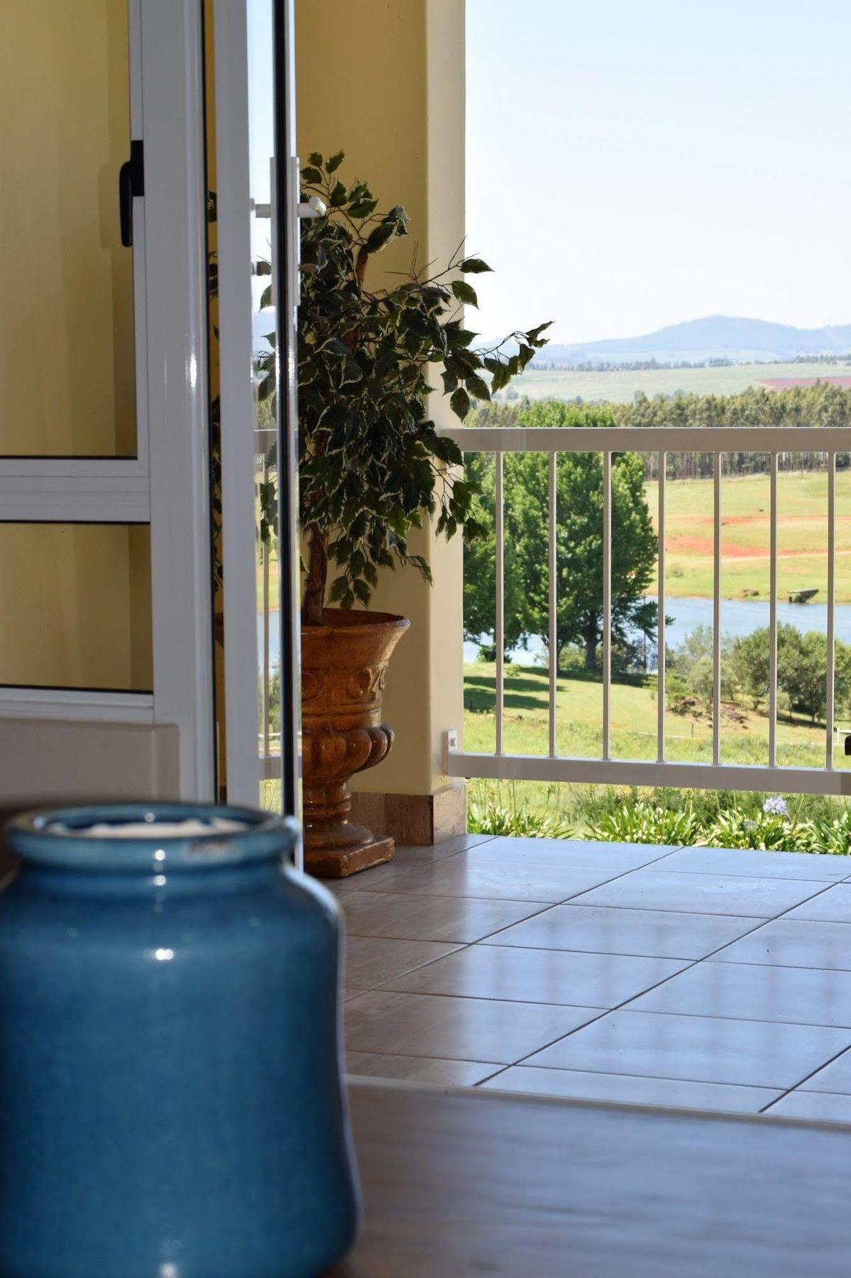 St Ives Midlands Lodge Lidgetton