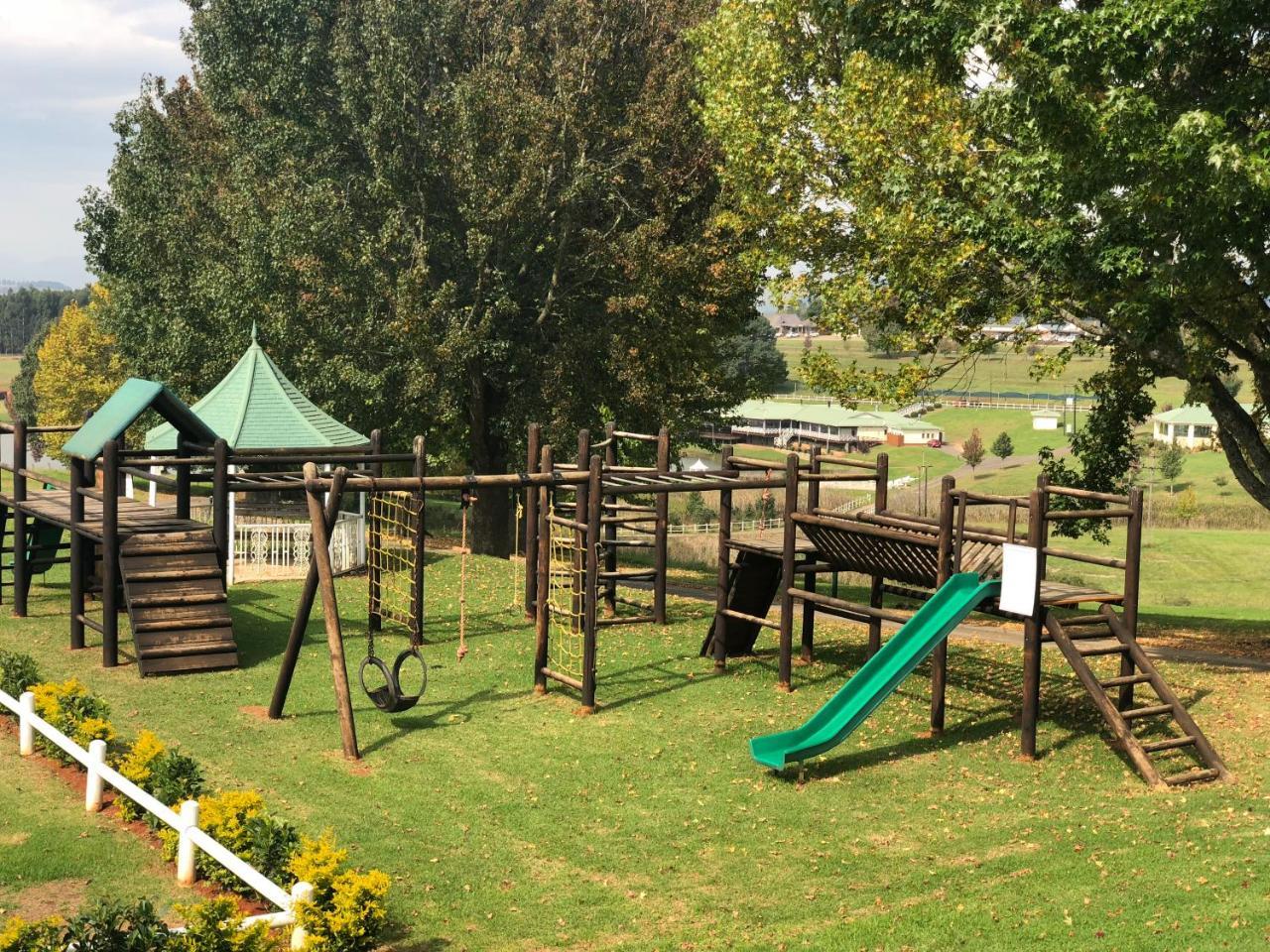 St Ives Midlands Lodge Lidgetton